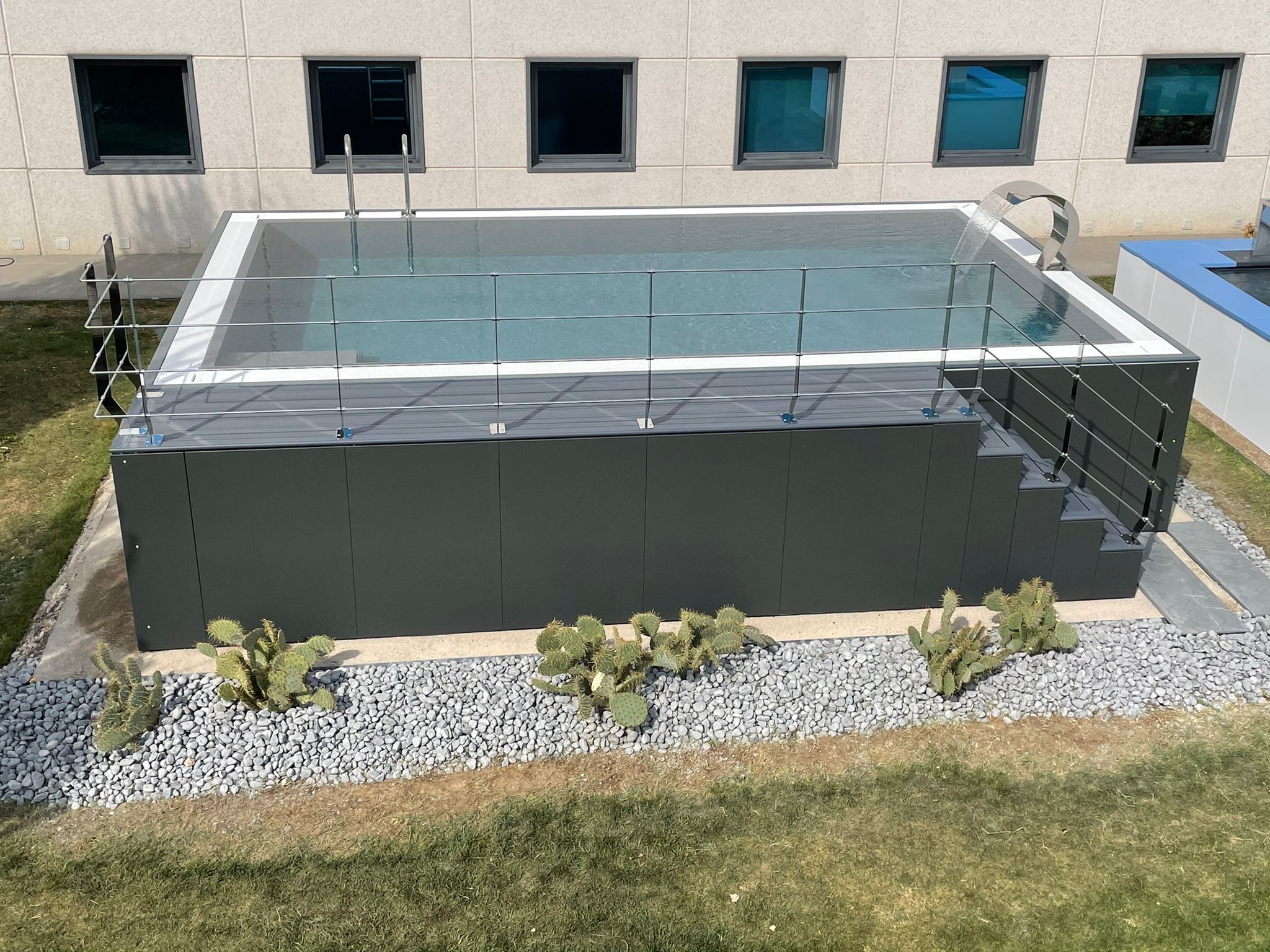 Piscine e minipiscine in pannelli d'acciaio